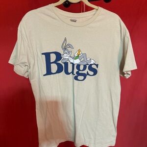 Warner Bros. Cream Short Sleeve Tee with Bugs Bunny Graphic